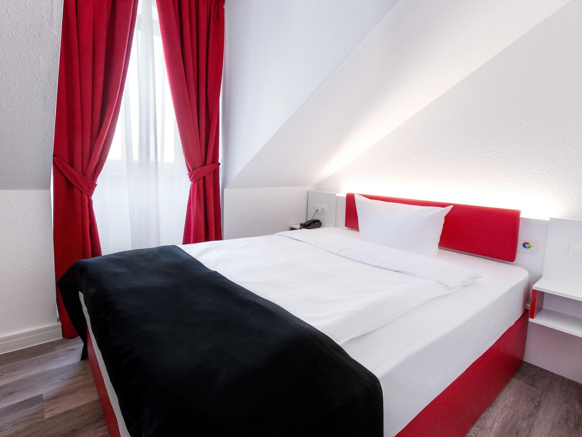 Dormero Hotel Muenchen-Kirchheim Messe Kirchheim bei Muenchen Eksteriør billede